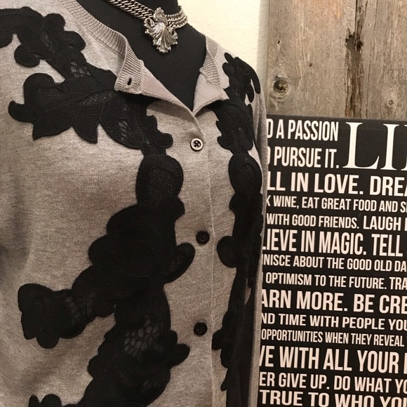 CAbi Cardigan grey with black lace detail sz small - Picture 3 of 8